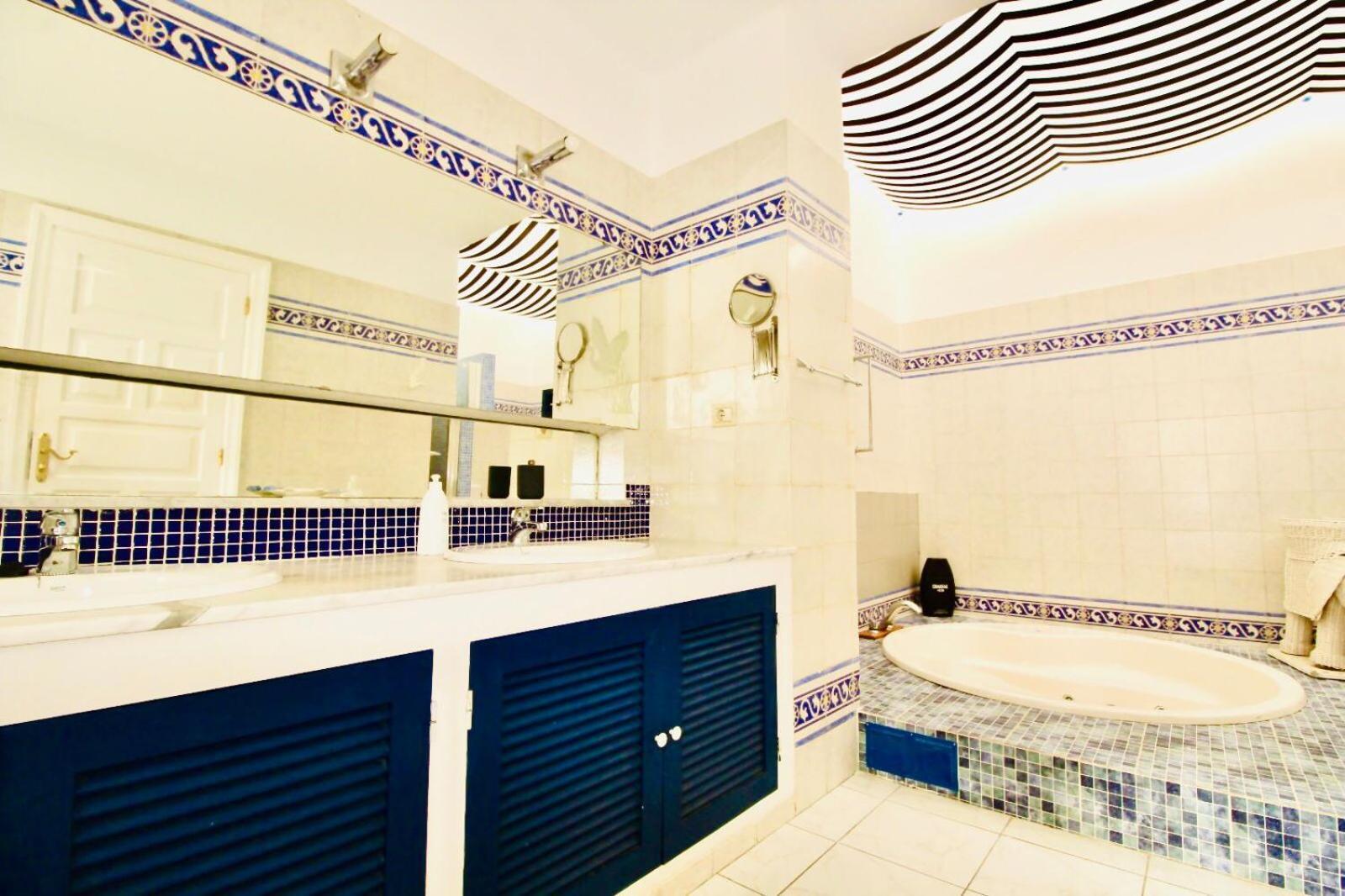 Luxury Villa Alfred 卡门港 外观 照片